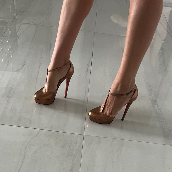 Christian louboutin t-strap platform heels - Picture 6 of 13